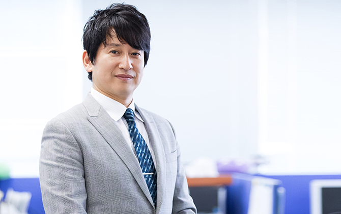 #htmlcaption5 お客様と長く深く関わり、 「人材教育」を武器に現場から 企業をより良く変えていく。 この面白さはきっと他では味わえない。株式会社プレセナ・ストラテジック・パートナーズ 代表取締役社長・グローバルCEO 高田貴久